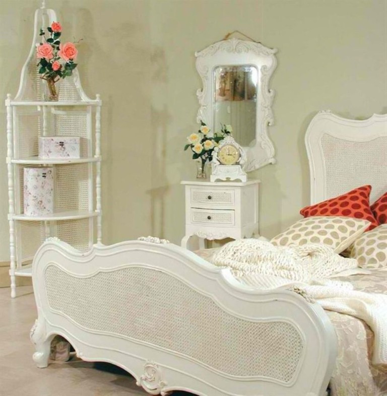 White Wicker Bedroom Furniture with some Interesting Accents Homes